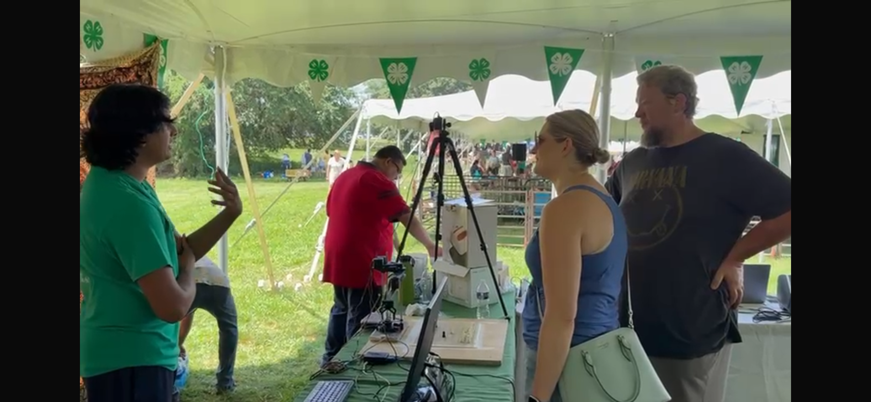Exhibiting my SCARA chess robot at the Mercer County 4-H fair